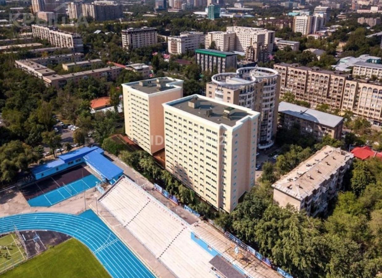 Adt Apartments Almaty Eksteriør billede