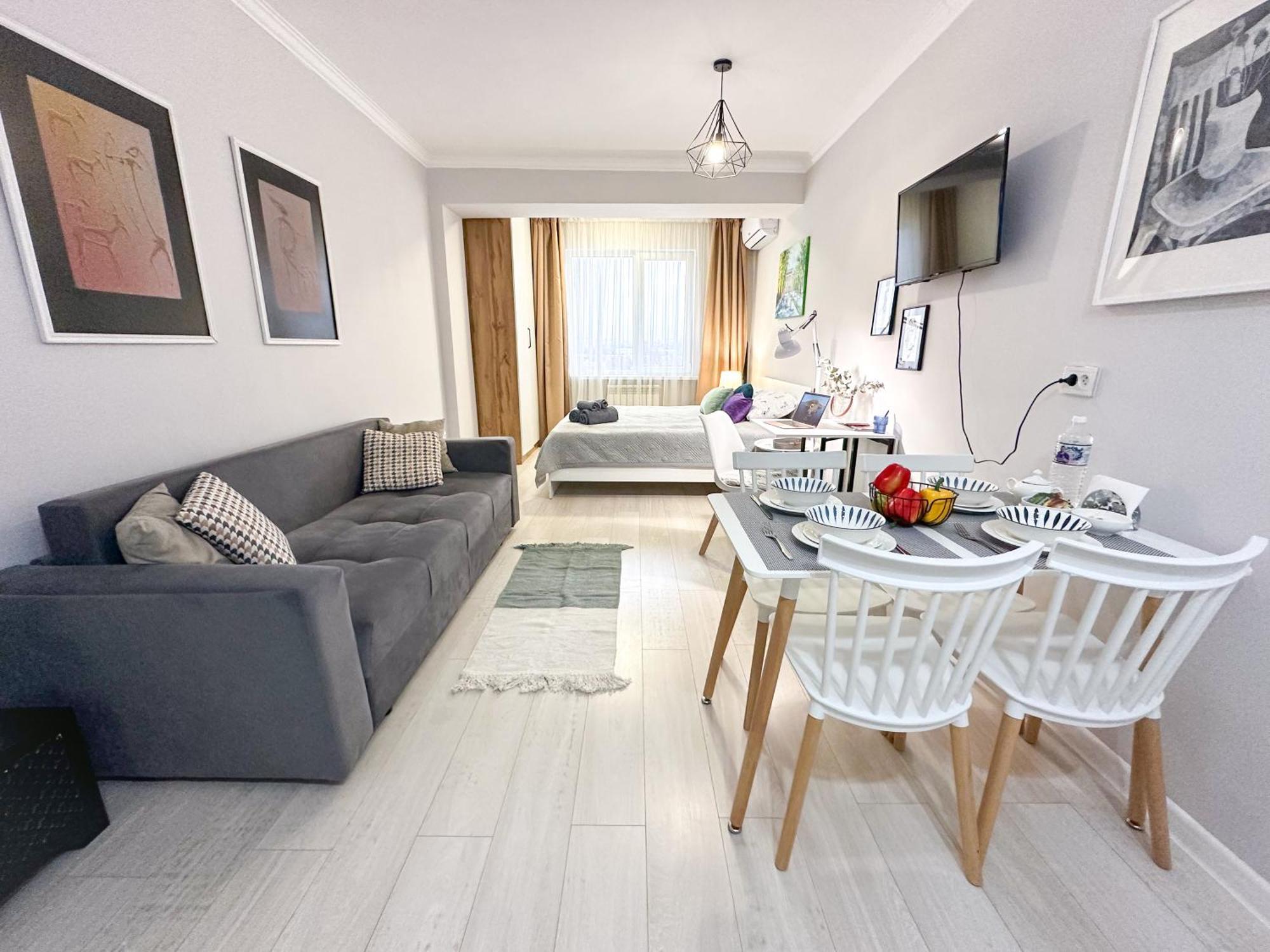 Adt Apartments Almaty Værelse billede