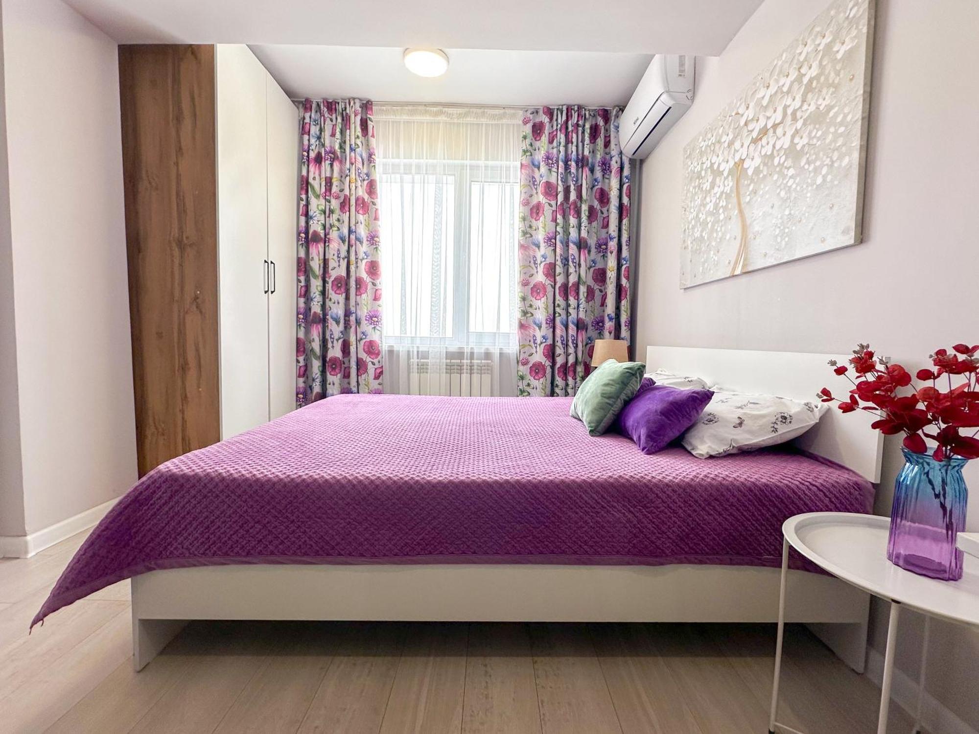 Adt Apartments Almaty Værelse billede